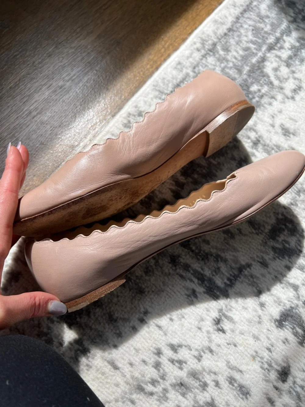 Chloe Scalloped Edge Flats in Dusty Pink